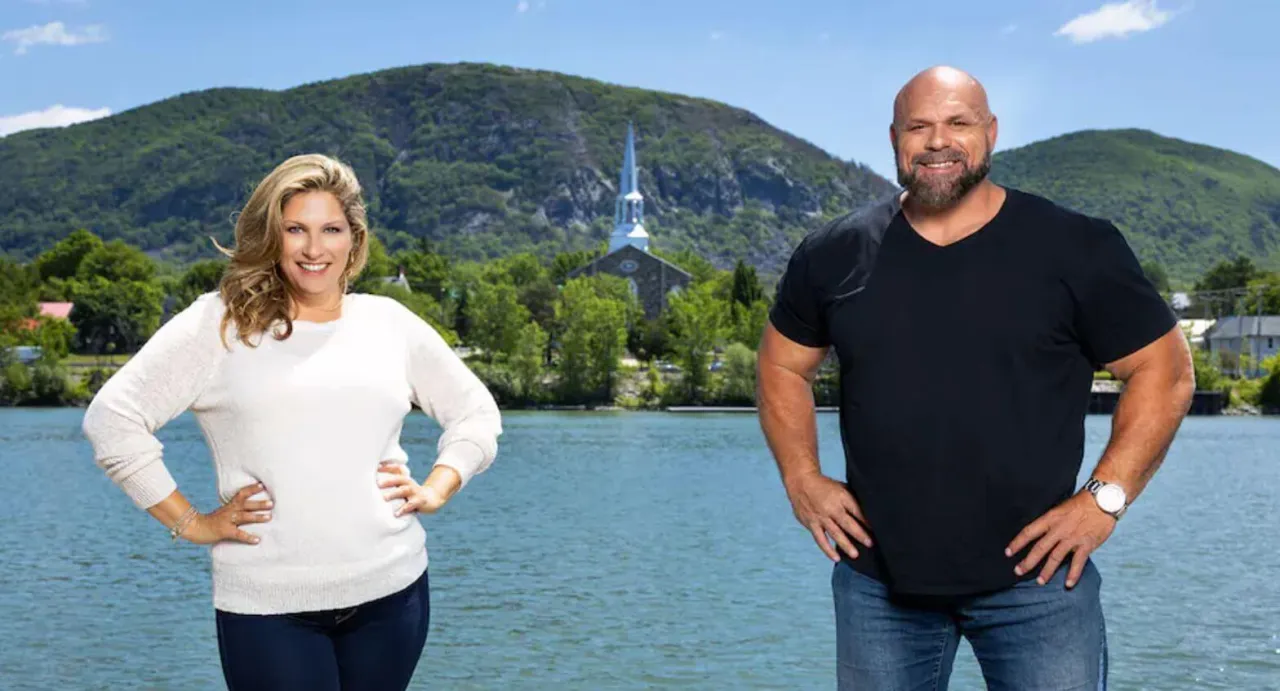 Saskia Thuot et Hugo Girard, les hôtes de La force d'un village, sur CASA à compter de septembre 2021